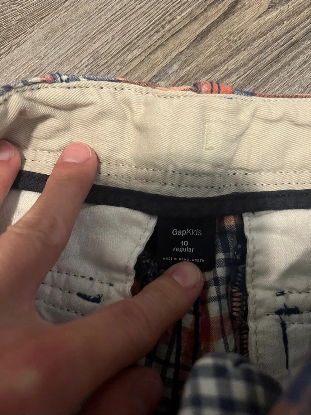 GAP plaid cargo